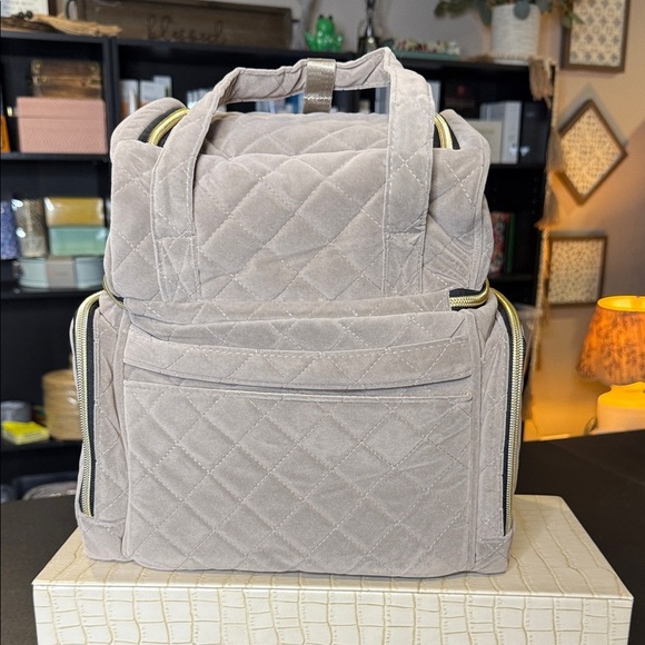 Quilted Gray Makeup Bag with Gold Accents.  Several Pockets With Ample Storage - Picture 3 of 9